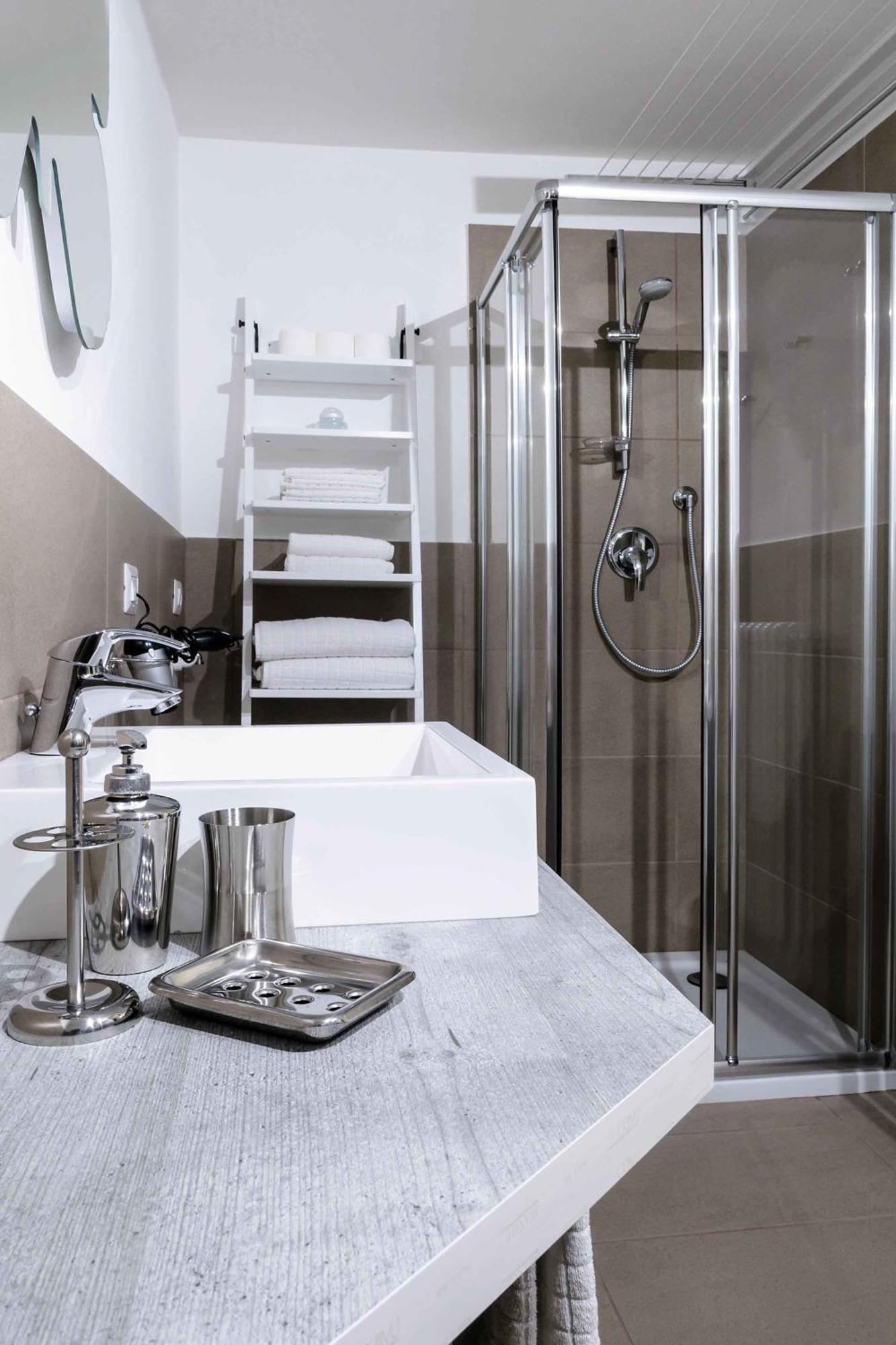 Comoloft Apartment Como
